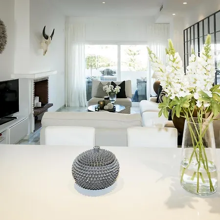 Apartment Cl- 1 Bedroom Walking Distance To Puerto Banus